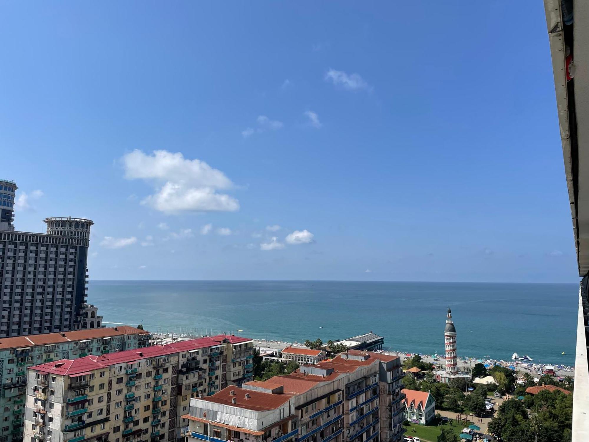 Orbi City Sea View บาทูมิ ภายนอก รูปภาพ